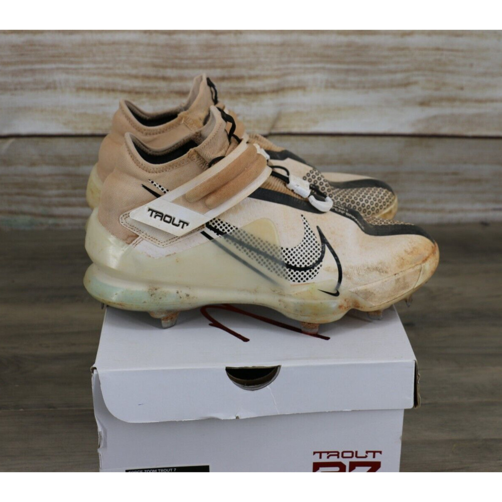 Nike Mens Size 8 Force Zoom Trout 7 27 High Top Baseball Cleats White Gold